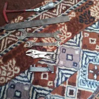 قفلی کوچک تاپ تول..آچار ستاره ای .
