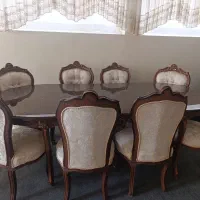 میز ناهار خوری هشت نفره