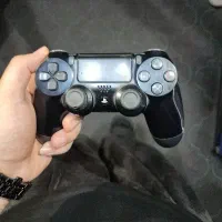 دسته اورجینال ps 4 در حد نو کاملا سالم