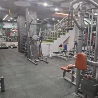 استخدام مربی بدنسازی