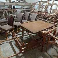 رنگ کاری مصنوعات چوبی منزل