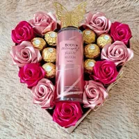 گل ربانی|گل مصنوعی|اندیشه, اندیشه فاز ۱|دیوار