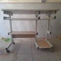 میز کامپیوتر سالم و تمیز