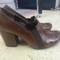 کفش چرم اصل سایز ۳۸ رنگ قهوه ای