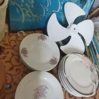 تعدادی وسایل به فروش می رسد