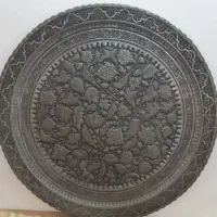 لطفاًآگهی راکامل بخونیدمجمع مسی به قطر1مترعتیقه|کلکسیون اشیاء عتیقه|قم, آزادگان|دیوار