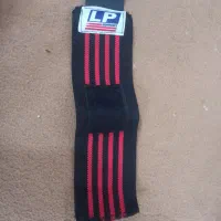 دستکش مچ بند کمربند کفش کشتی گیری زانو بند.|تجهیزات ورزشی|مشهد, شهرک مطهری|دیوار