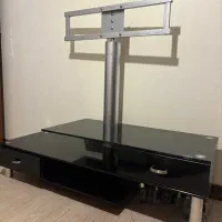 میز تلوزیون شیشه ای