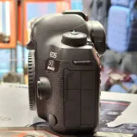 دوربین عکاسی canon 5d iv با لنز 85 سیگما f1.4|دوربین عکاسی و فیلمبرداری|تهران, دبستان|دیوار