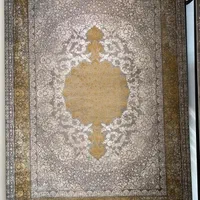 فرش ۱۲۰۰ شانه ورساچ خاکستری|فرش|شیراز, ریشمک|دیوار