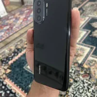 هواویy70 در حد نو