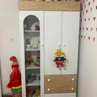 تخت و کمد نوزاد نوجوان