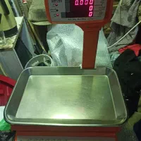 محک
