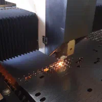 خدمات برش لیزرCNCباقیمت مناسب ودقت بالا