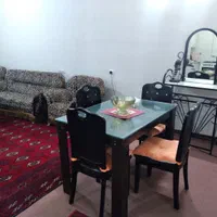 دو خواب .ویلایی .حیاط دربست .در قلب شهر .