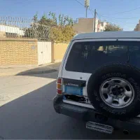 پاجیرو ۲۰۰۰