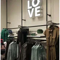 استخدام ادمین حرفه‌ای پیج پوشاک زنانه (حضوری)