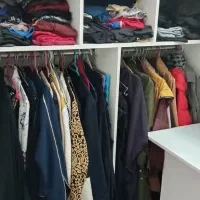 کمد لباس ایستاده