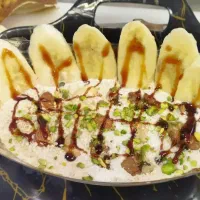استخدام  همکار  در آبمیوه و بستنی