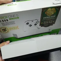 دستگاه XBOX One S|کنسول، بازی ویدئویی و آنلاین|اسلام‌شهر, |دیوار