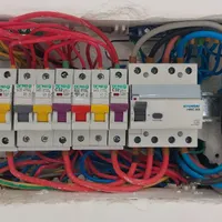 برقکار ساختمان برقکاری صنعتی برقکشی شبانه روزی