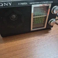 یک دستگاه رادیو