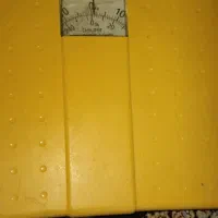 ترازوی وزن کشی سالم وخوشگل وخوش رنگ ومحکم وبادوام