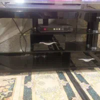 میز تلویزیون شیشه ای