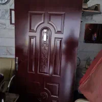 درب ورودی با دستگیر وچشمی درب کوب