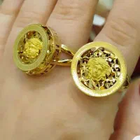 مدال و انگشتر ورساچه اجرت پایین|جواهرات|دزفول, |دیوار