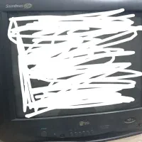 تلویزیون قدیمی ۲۱ اینچ ال جی