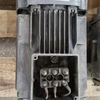 تعداد ۹ عدد دینام ۳ فاز همگی فابریک و سلامت|ماشین‌آلات صنعتی|پاکدشت, خاتون آباد|دیوار