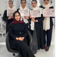 اموزش حرفه ای  صفر تا صد میکاپ با قیمت اقتصادی