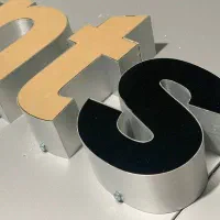 تابلوسازی تابلو ساز چلنیوم روان نئون ال ای دی نصاب|خدمات پیشه و مهارت|اصفهان, سپاهانشهر|دیوار