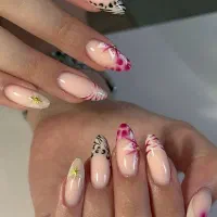 تخفیف بی نظیر ویژه خدمات ناخن با کیفیت بالا ***
