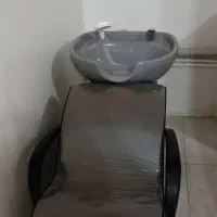 وسایل سالن زیبایی در حد نو|آرایشگاه و سالنهای زیبایی|ایلام, |دیوار