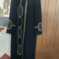 مانتو مشکی و طلایی