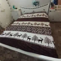 تخت دونفره سفید