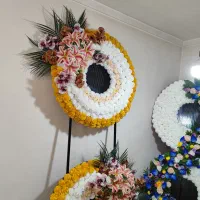 تاج گل مصنوعی بزرگ اجاره ای و کرایه «« 600 تومان»»