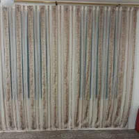 پرده دو رنگ و اکلیدار|پرده، رانر، رومیزی|میانه, |دیوار