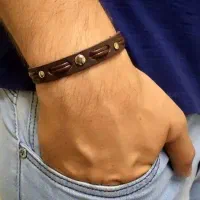 فروش و ساخت انواع دستبند چرمی ساده و با پلاک|بدلیجات|شیراز, شهرک استقلال|دیوار
