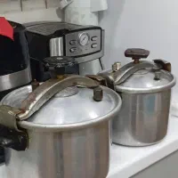 دو عدد زودپز قدیمی سنگین