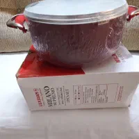 قابلمه تفلون سایز ۳۲ کاملا نو و اک بند