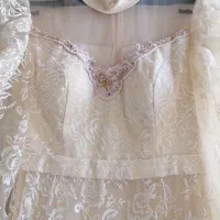 لباس مجلسی زنانه|لباس|قم, قلعه کامکار|دیوار