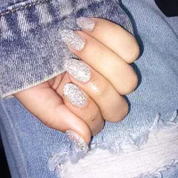 کاشت ناخن ریمو ژلپولیش ترمیم ژلیش لمینیت مانیکور|خدمات آرایشگری و زیبایی|قم, سید معصوم|دیوار