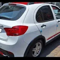 کوییک R سفید قرمز دنده ای