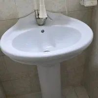 روشویی سرامیک با پایه