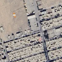 زمین ۲۰۰ متری