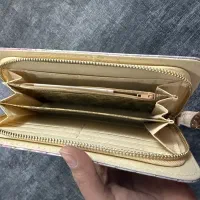 کیف پول کاملا نو مناسب کادو|کیف، کفش، کمربند|اصفهان, کوی امیریه|دیوار