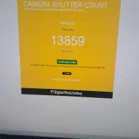 دوربین Nikon D7100 + لنز 18-140mm VR + فلاش Nissin